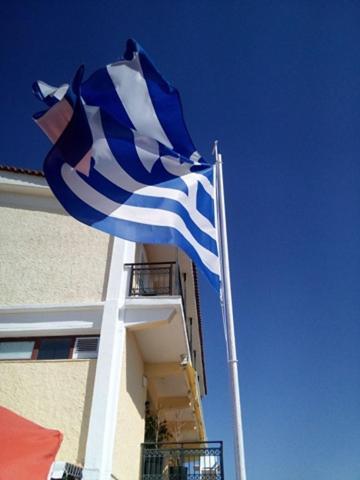 HOTEL ISAREIKO SPITI Aγια Θεωδορα Isaris Buitenkant foto